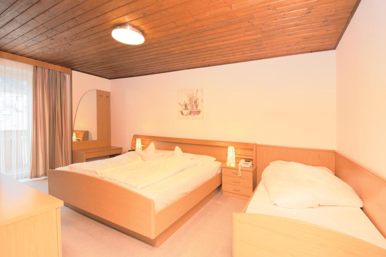 Hotel Chalet Olympia Welsberg Exteriör bild