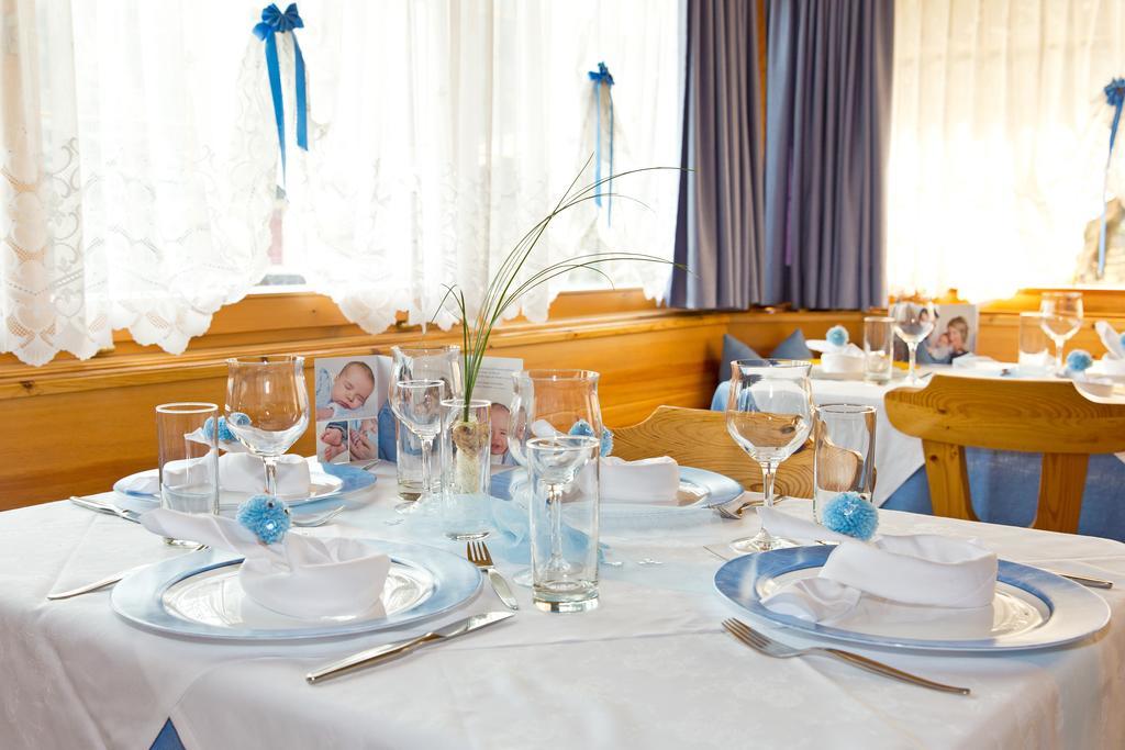 Hotel Chalet Olympia Welsberg Exteriör bild