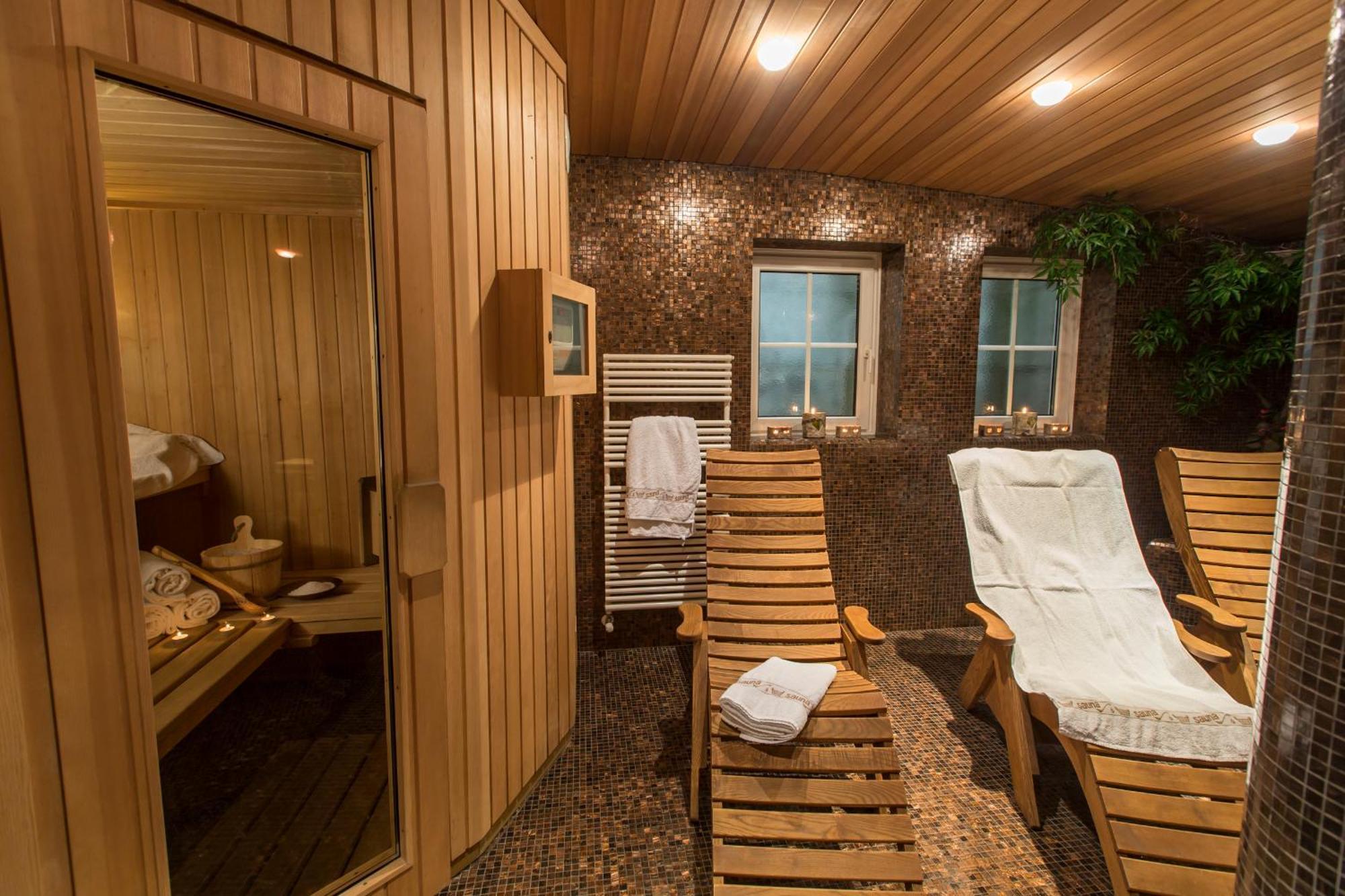 Hotel Chalet Olympia Welsberg Exteriör bild
