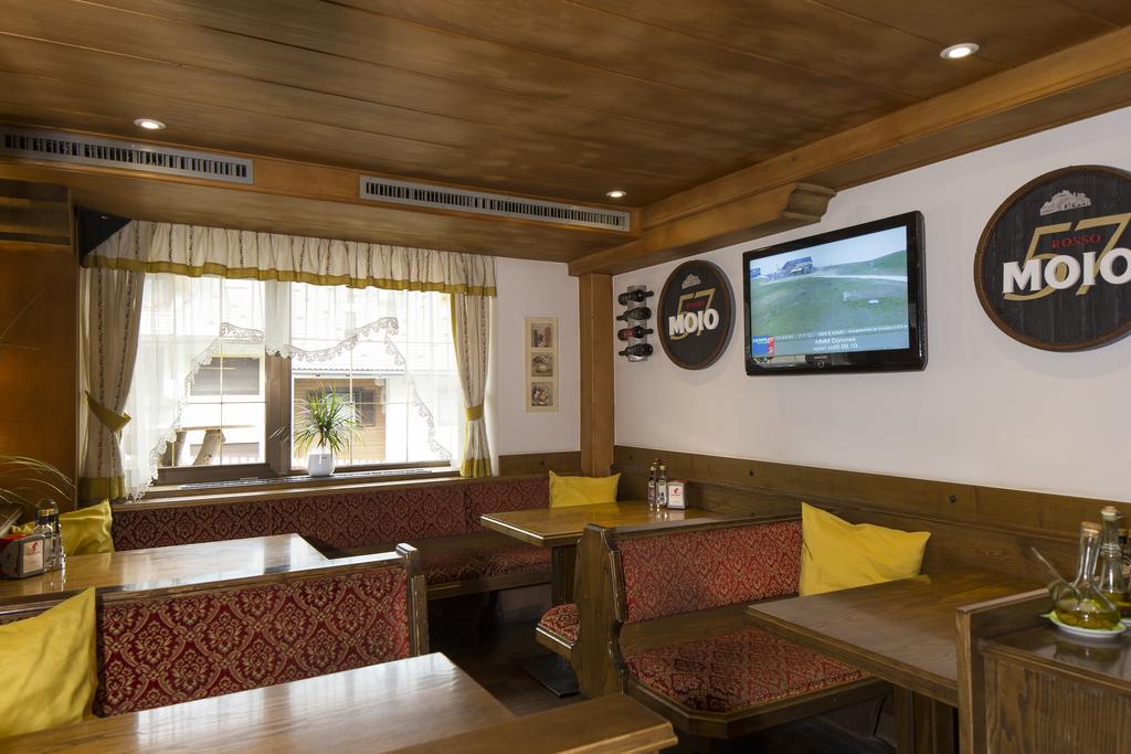 Hotel Chalet Olympia Welsberg Exteriör bild