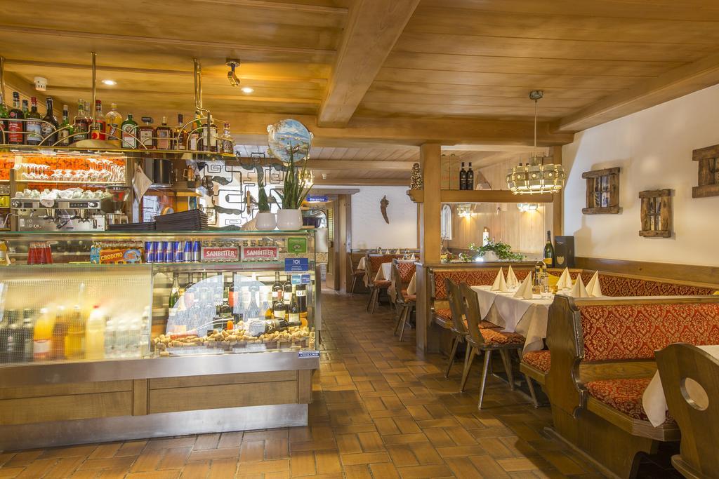 Hotel Chalet Olympia Welsberg Exteriör bild